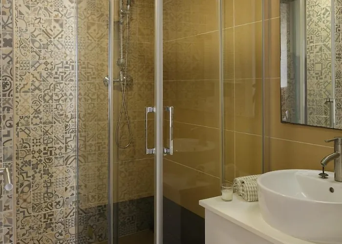 Penthouse In Historic Center Overlooking The Castle דירה